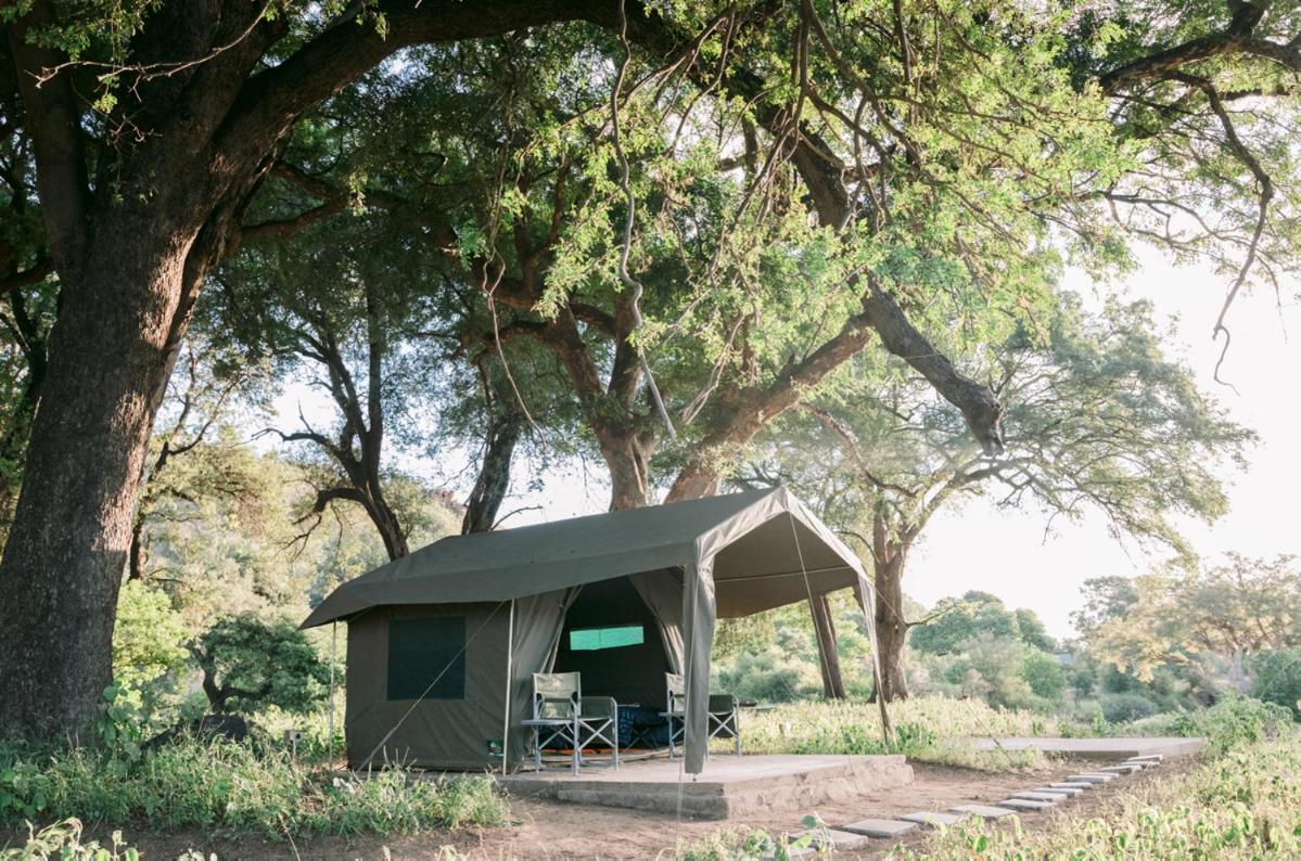Limpokwena Nature Reserve Tokio Экстерьер фото